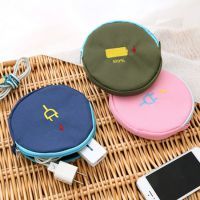 畅游水域，品味匠心 游泳装备与皮革制品品牌的完美结合